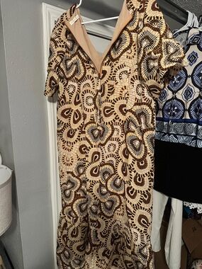 Marie Oliver NWOT Abstract Print Zip Front Midi Dress Size Small